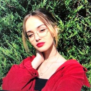 Meet your Posher, Doris